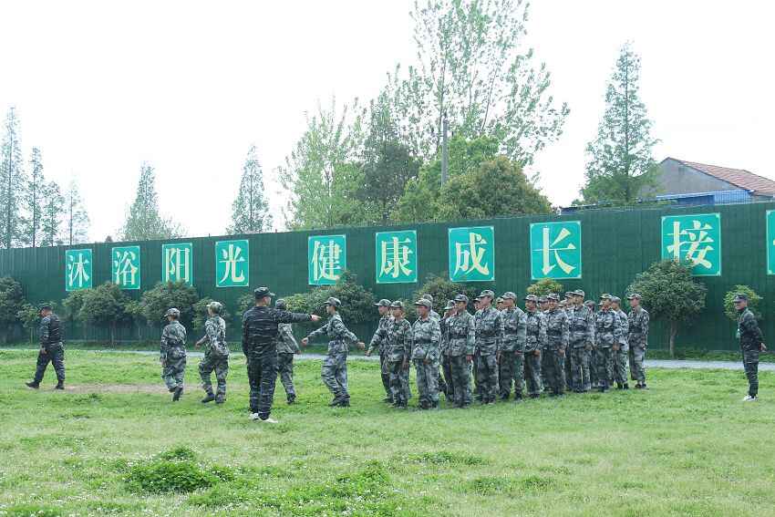 初中厭學怎么辦，從哪些原因來分析(圖1)