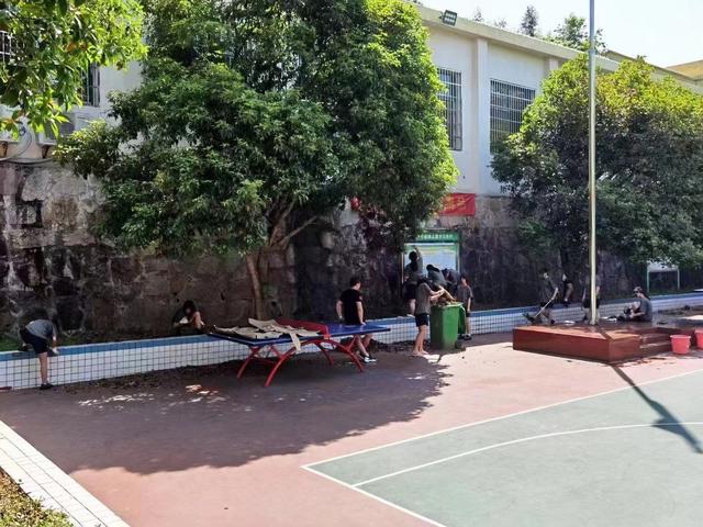 怎樣改變叛逆的孩子(怎么教叛逆期的孩子)(圖2)